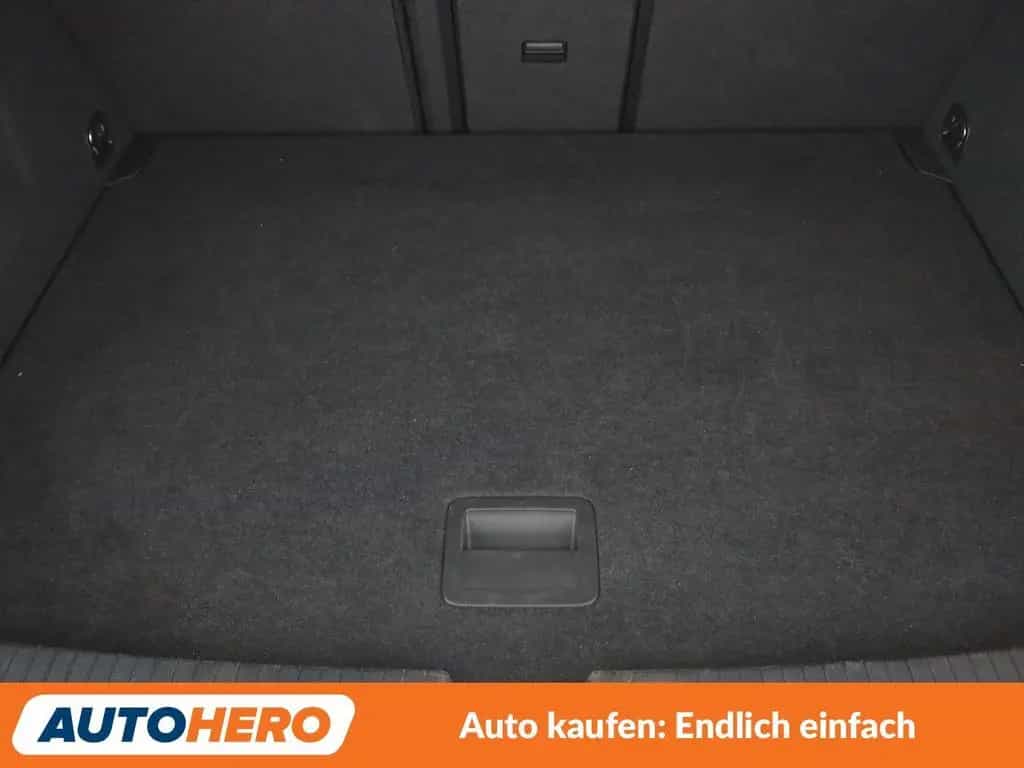 Volkswagen T-Roc 1.5 TSI ACT Sport*LED*NAVI*PDC*SHZ*KLIMA* 04/2018-photo-17