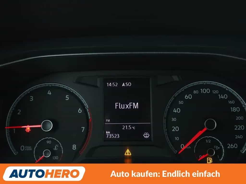 Volkswagen T-Roc 1.5 TSI ACT Sport*LED*NAVI*PDC*SHZ*KLIMA* 04/2018-photo-19