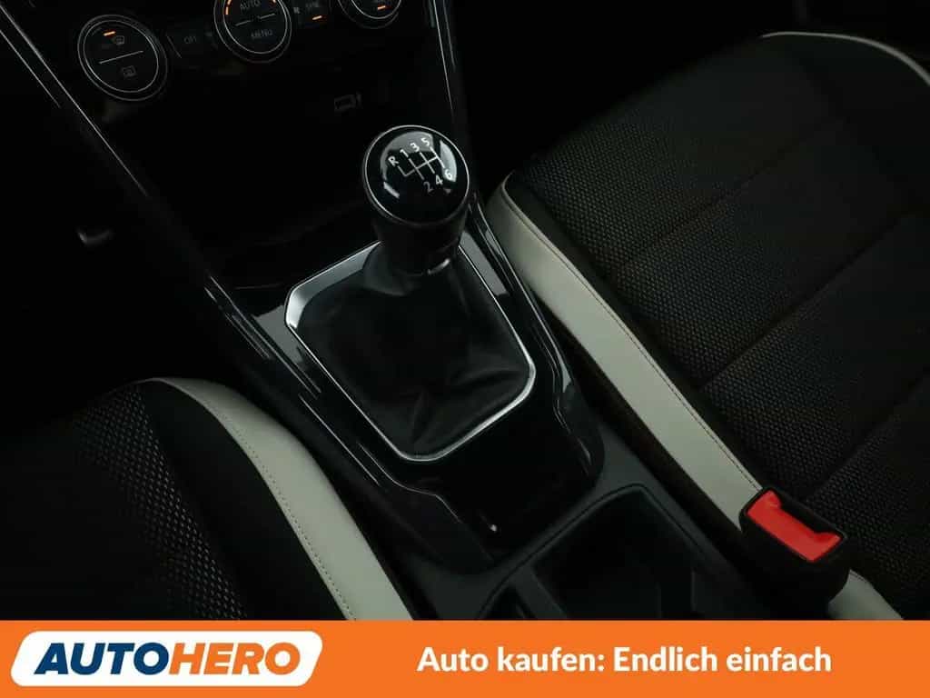 Volkswagen T-Roc 1.5 TSI ACT Sport*LED*NAVI*PDC*SHZ*KLIMA* 04/2018-photo-25