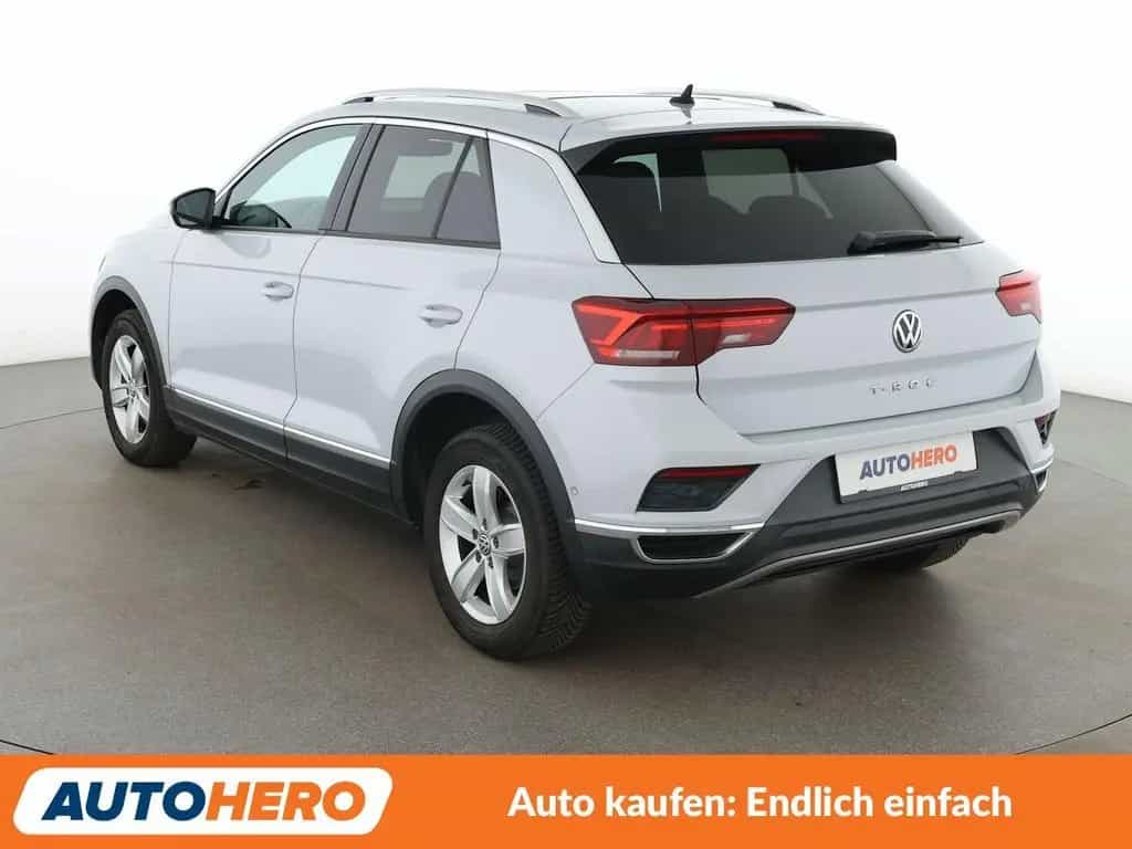Volkswagen T-Roc 1.5 TSI ACT Sport*LED*NAVI*PDC*SHZ*KLIMA* 04/2018-photo-3