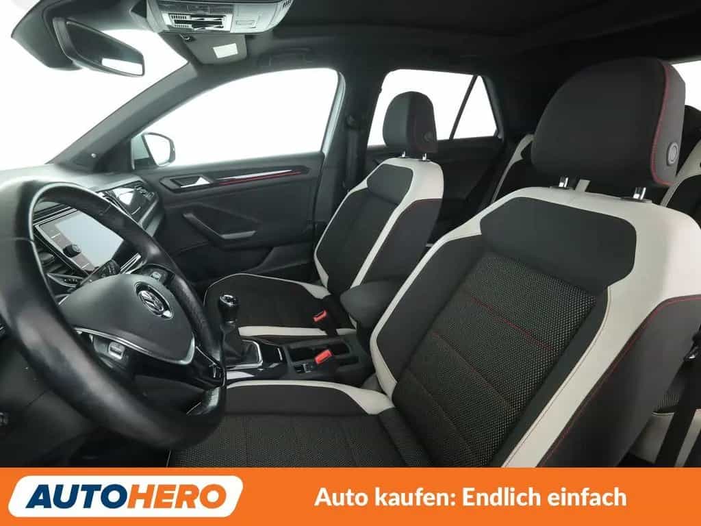 Volkswagen T-Roc 1.5 TSI ACT Sport*LED*NAVI*PDC*SHZ*KLIMA* 04/2018-photo-9