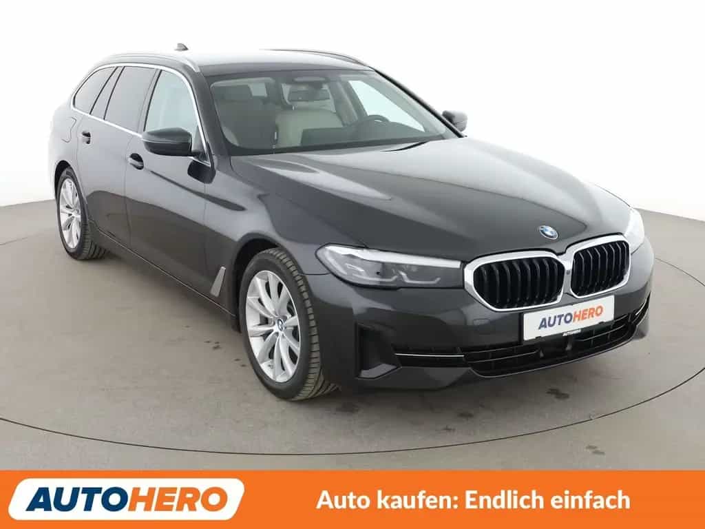 BMW 520 d Mild-Hybrid Aut.*NAVI*360CAM*ACC*SHZ*ALU* 11/2020-photo-7