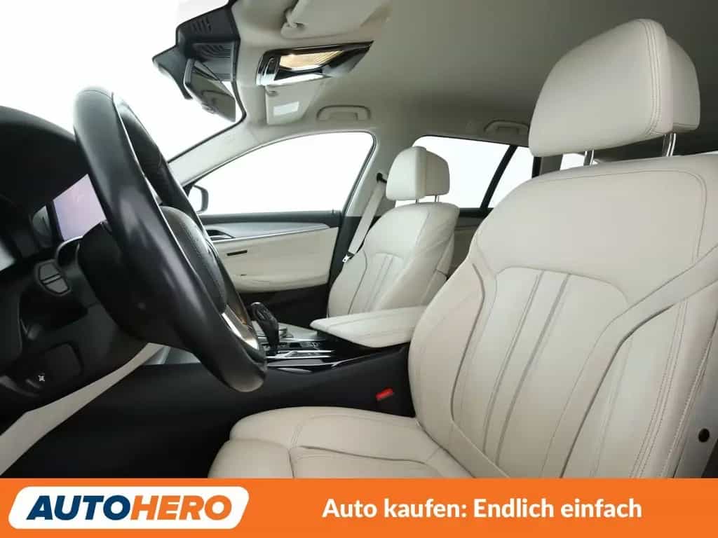 BMW 520 d Mild-Hybrid Aut.*NAVI*360CAM*ACC*SHZ*ALU* 11/2020-photo-9