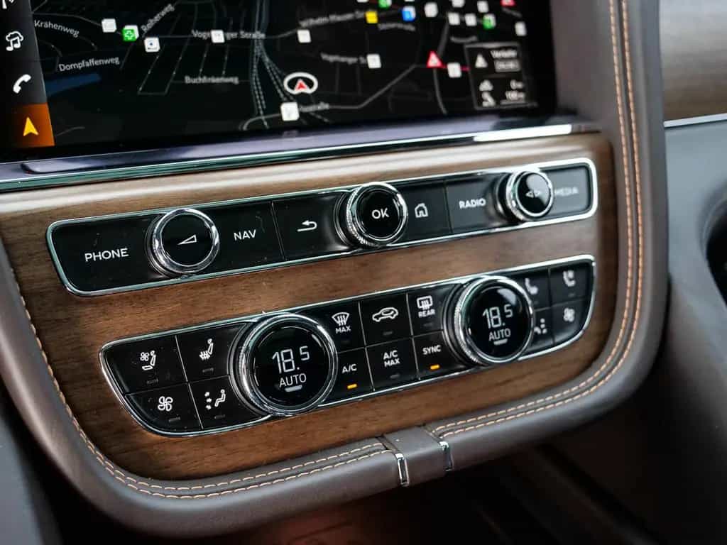 Bentley Bentayga S V8 Styling Spec, Naim, Touring Spec 01/2025-photo-21