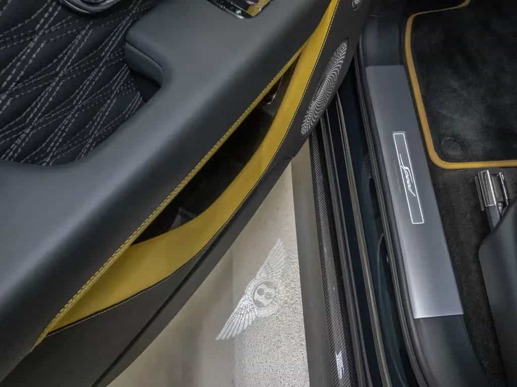Bentley Bentayga Speed Akrapovic Exhaust, Parking Heater 10/2025-photo-25