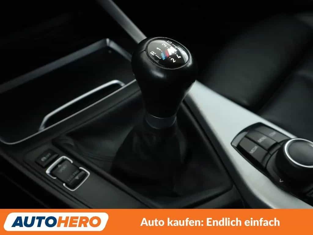 BMW 1 Series 118i Edition M Sport Shadow *LED*TEMP*PDC*SHZ* 09/2018-photo-23