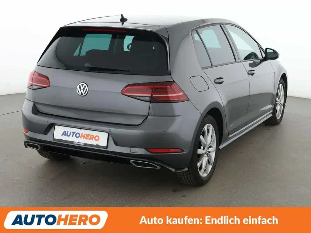 Volkswagen Golf VII 1.5 TSI ACT Highline BMT*NAVI*LED*PDC* 08/2019-photo-5