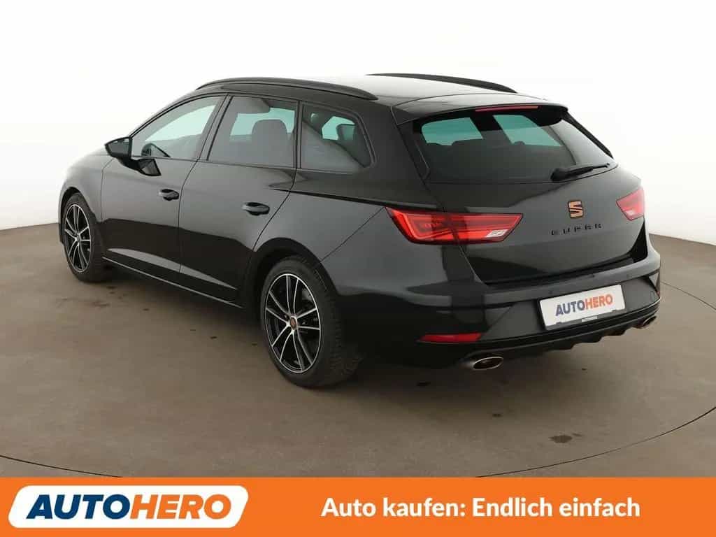 Seat Leon 2.0 TSI Cupra 300 4Drive Aut.*NAVI*ACC*CAM* 10/2019-photo-3
