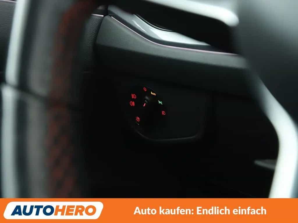 Volkswagen Polo 2.0 TSI GTI Aut.*PDC*LED*ACC*SHZ*KLIMA* 04/2020-photo-25