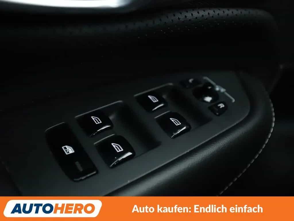 Volvo XC90 2.0 B5 Diesel Mild-Hybrid R-Design AWD Aut. 10/2019-photo-25