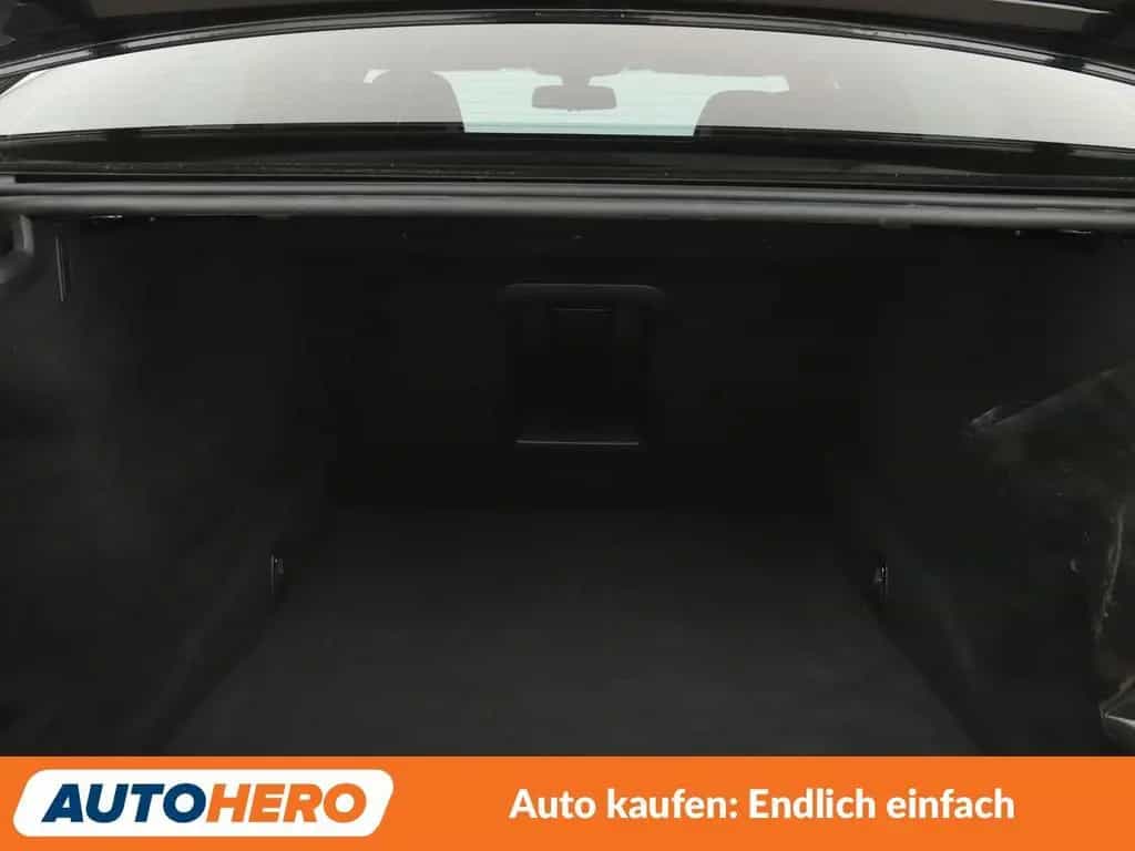 BMW 7 Series 740i Aut.*NAVI*LED*PDC*SHZ*TEMPO*ALU*PANO* 12/2018-photo-17
