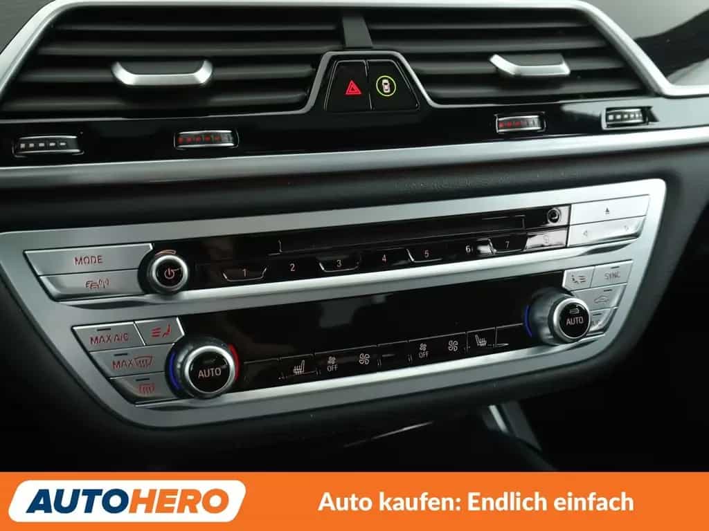 BMW 7 Series 740i Aut.*NAVI*LED*PDC*SHZ*TEMPO*ALU*PANO* 12/2018-photo-22