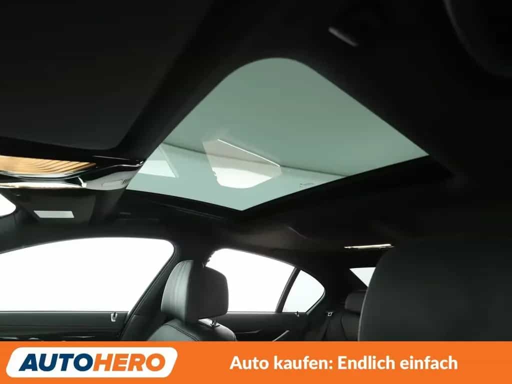 BMW 7 Series 740i Aut.*NAVI*LED*PDC*SHZ*TEMPO*ALU*PANO* 12/2018-photo-31