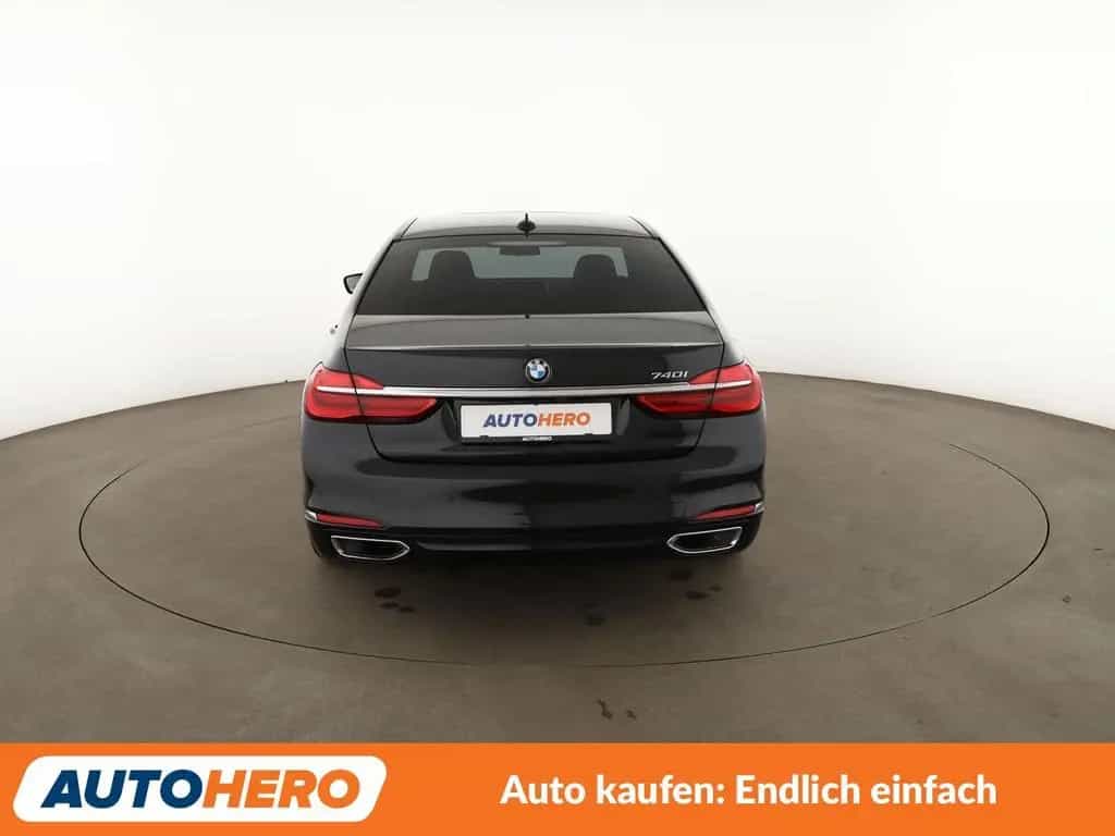 BMW 7 Series 740i Aut.*NAVI*LED*PDC*SHZ*TEMPO*ALU*PANO* 12/2018-photo-4