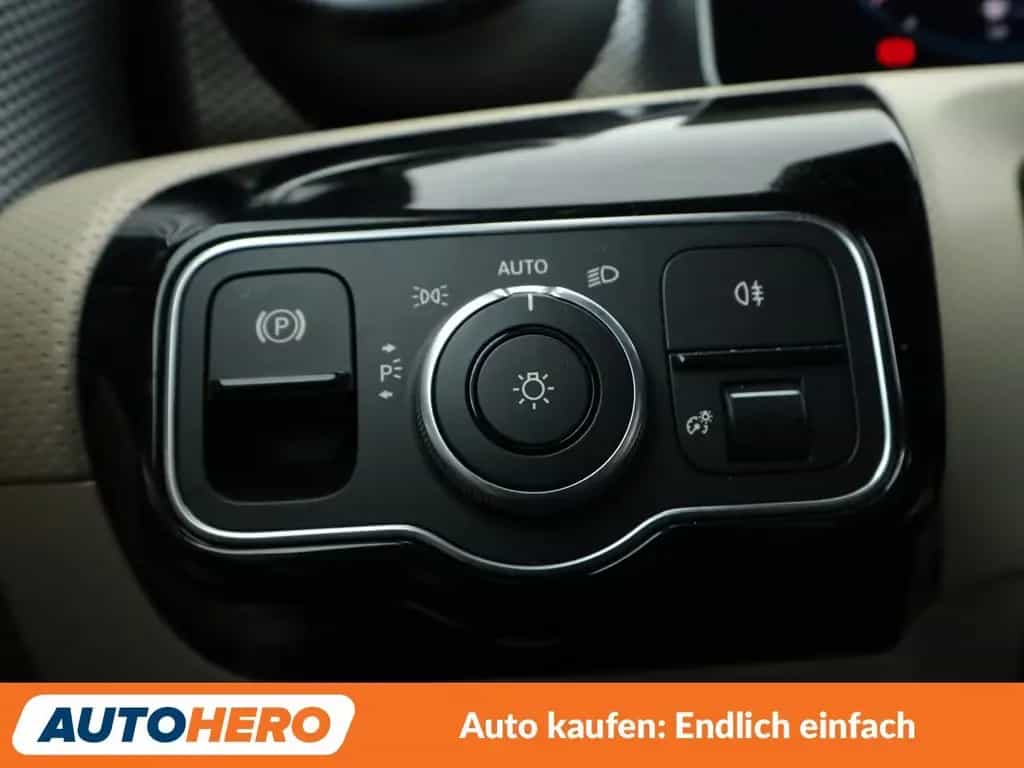 Mercedes-Benz CLA 220 4Matic Progressive Aut.*LED*NAVI*TEMPO* 01/2020-photo-28