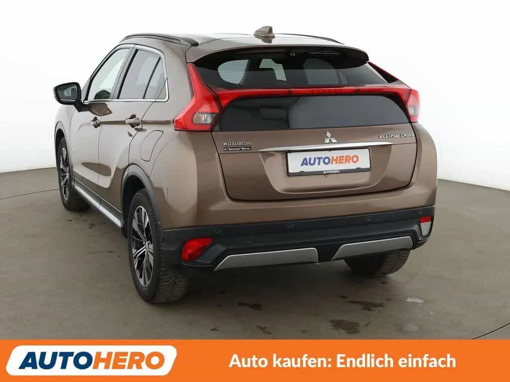 Mitsubishi Eclipse Cross 1.5 T-MIVEC 2WD *HUD*TEMP*CAM*PDC* 06/2018-photo-3