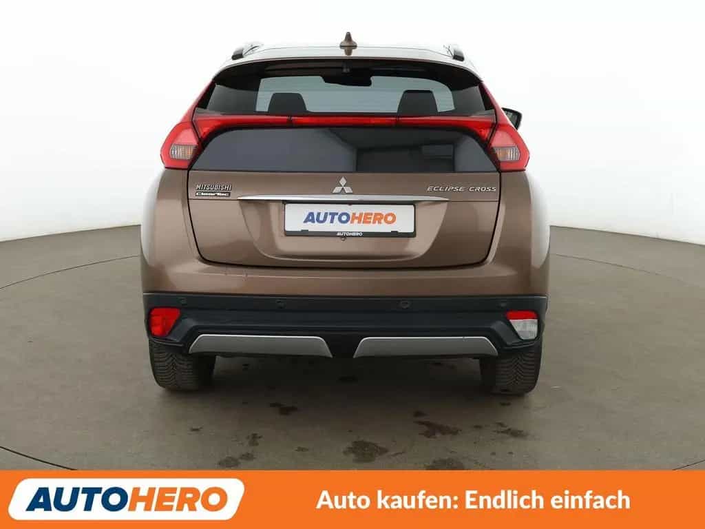 Mitsubishi Eclipse Cross 1.5 T-MIVEC 2WD *HUD*TEMP*CAM*PDC* 06/2018-photo-4