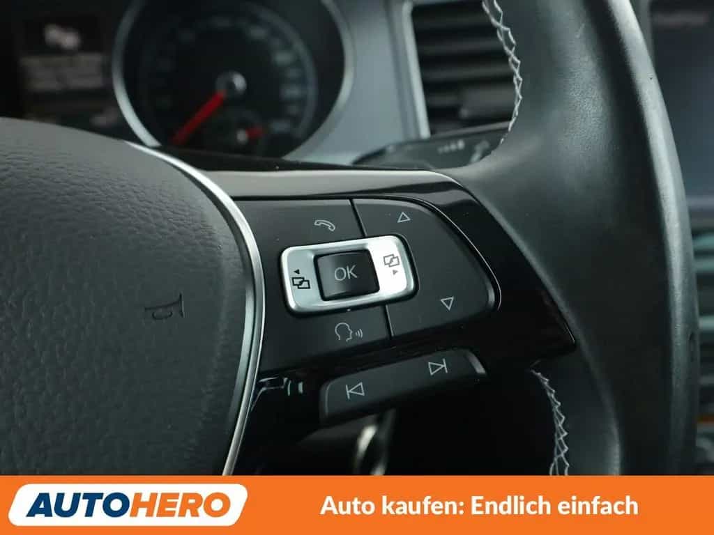 Volkswagen Golf VII Sportsvan 1.4 TSI Lounge BlueMotion 11/2015-photo-26
