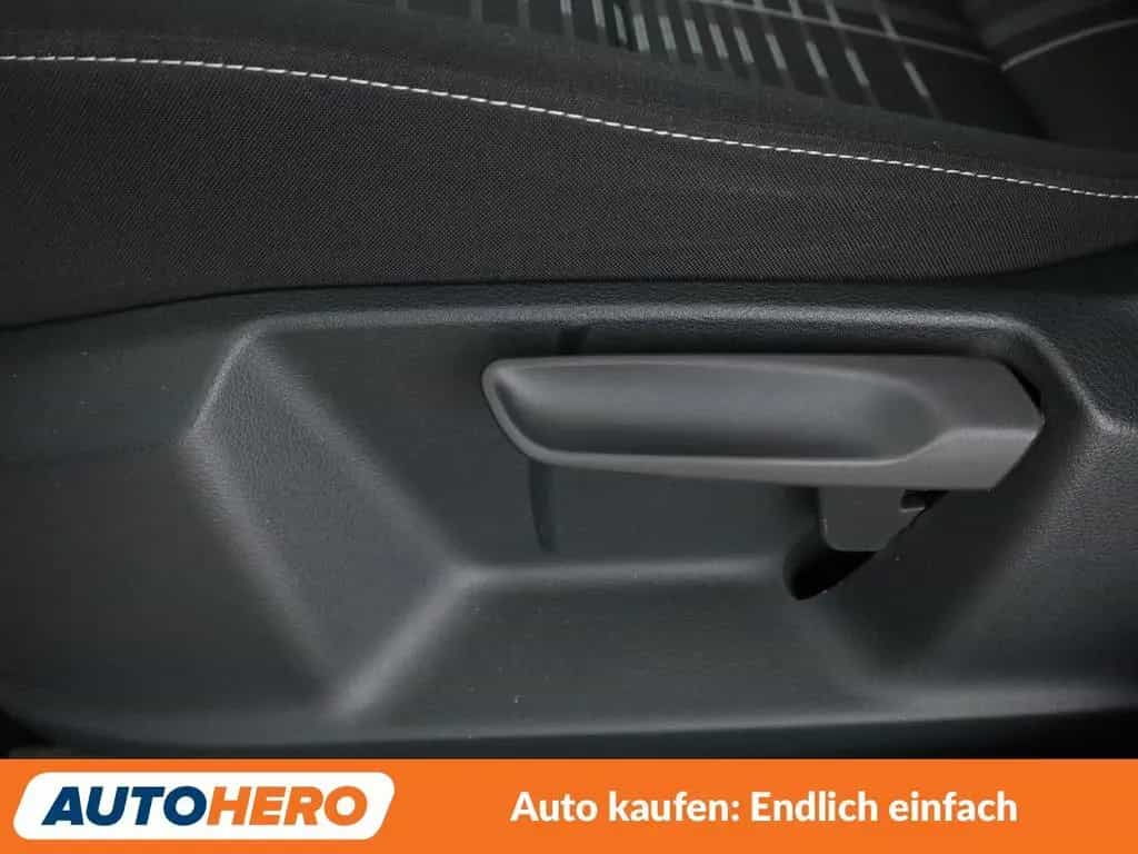 Volkswagen Golf VII Sportsvan 1.4 TSI Lounge BlueMotion 11/2015-photo-31