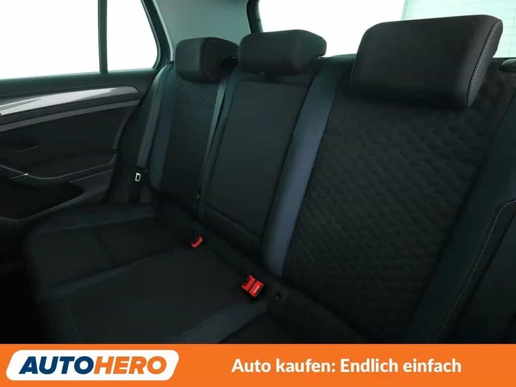 Volkswagen Golf VII 1.0 TSI IQ.DRIVE *NAVI*ACC*PDC*SHZ* 07/2019-photo-13