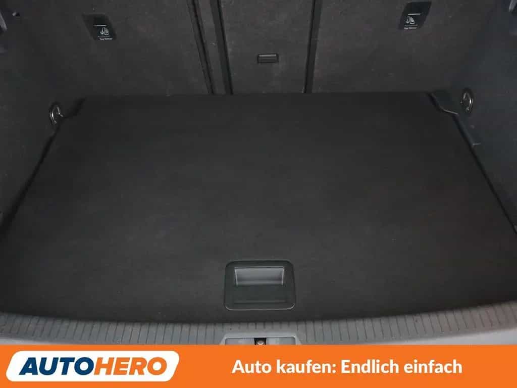 Volkswagen Golf VII 1.0 TSI IQ.DRIVE *NAVI*ACC*PDC*SHZ* 07/2019-photo-17