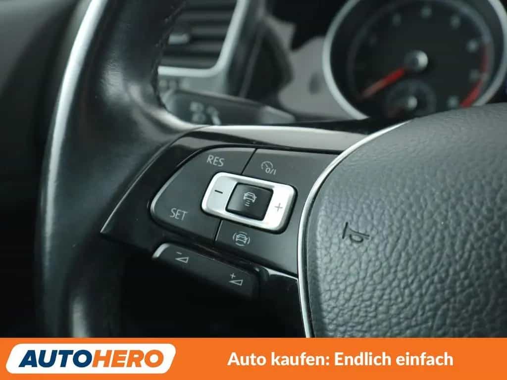Volkswagen Golf VII 1.0 TSI IQ.DRIVE *NAVI*ACC*PDC*SHZ* 07/2019-photo-27