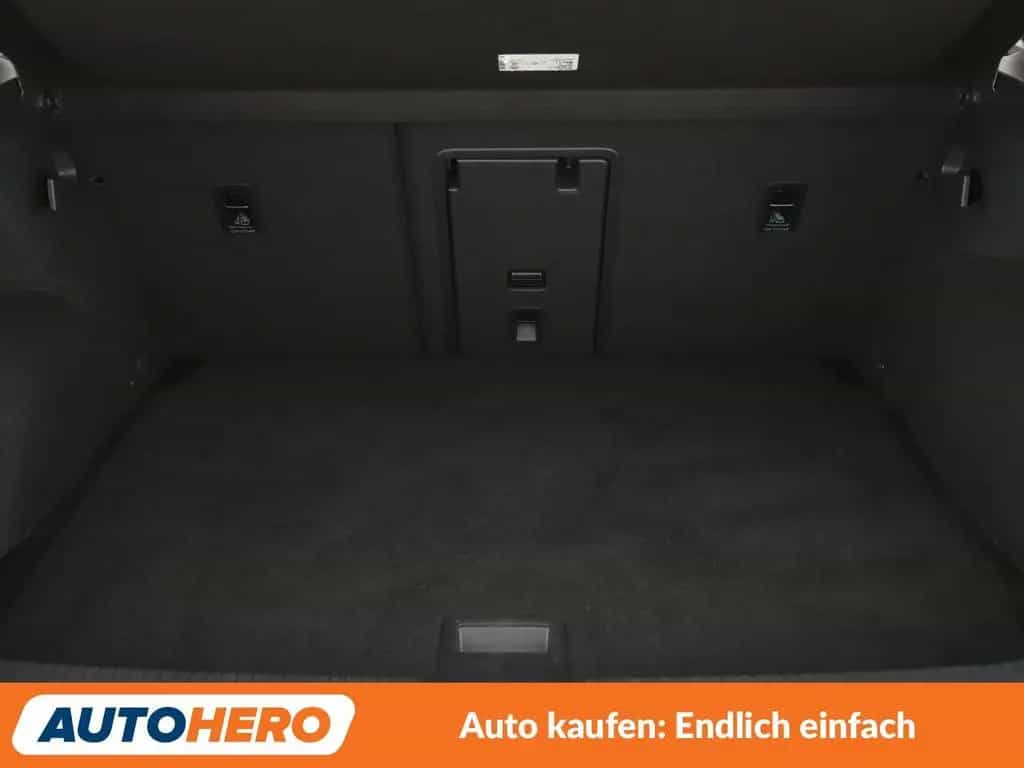 Volkswagen Golf VIII 2.0 TDI United Aut.*NAVI*LED*ACC* 04/2021-photo-17