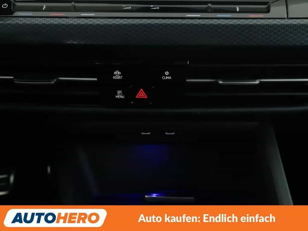 Volkswagen Golf VIII 2.0 TDI United Aut.*NAVI*LED*ACC* 04/2021-photo-22