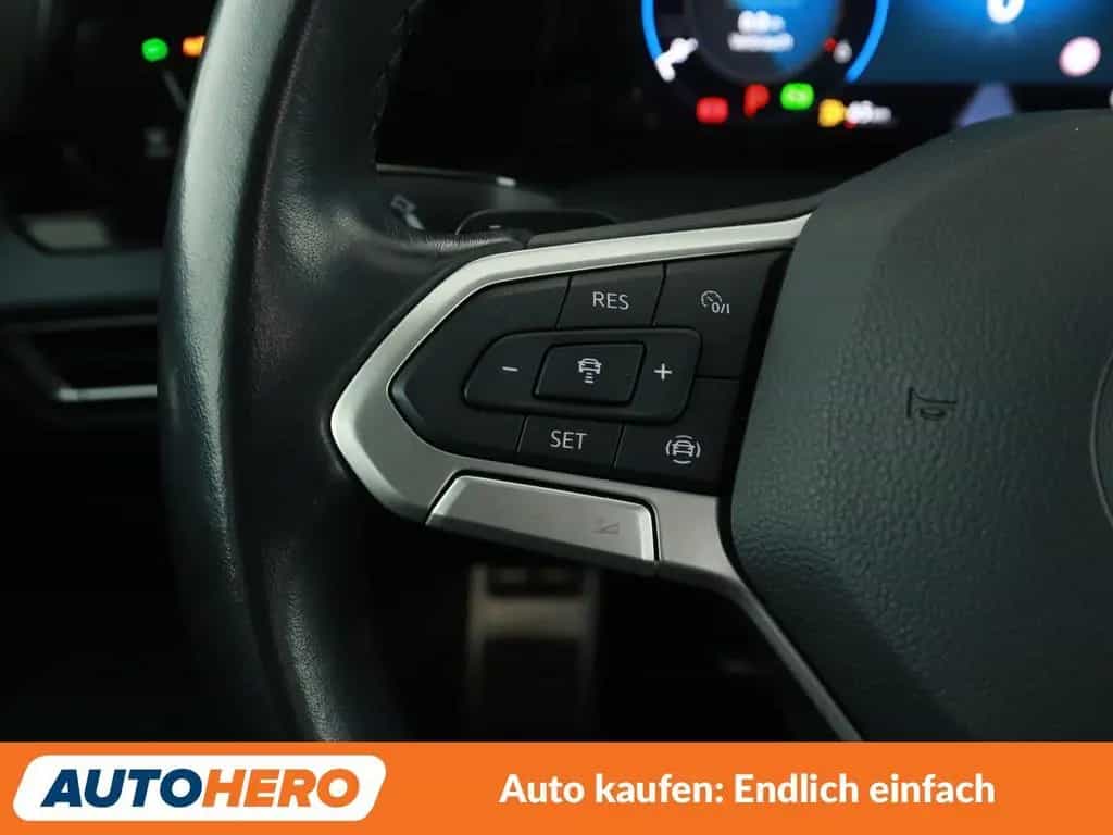 Volkswagen Golf VIII 2.0 TDI United Aut.*NAVI*LED*ACC* 04/2021-photo-25