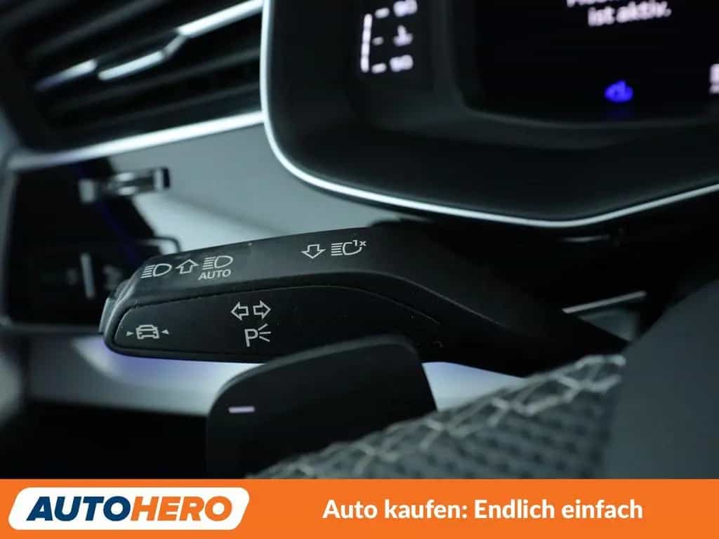 Audi Q8 55 TFSI quattro S line Aut.*NAV*360CAM*ACC* 04/2022-photo-31