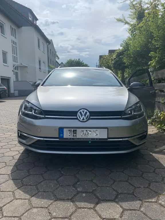 Volkswagen Golf VII 2.0 TDI SCR DSG IQ.DRIVE Variant 02/2020-photo-2