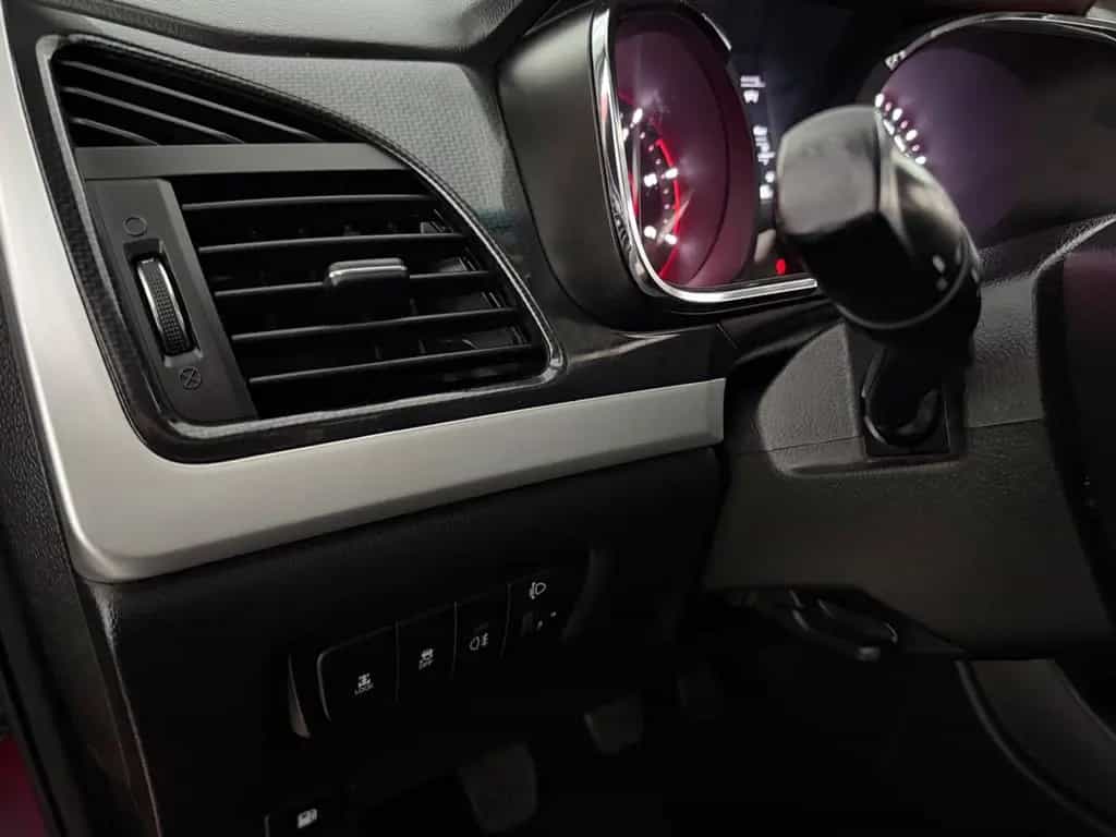 Ssangyong Korando Crystal 2x2 e-XDI 4WD+SHZ+NAVI 02/2018-photo-11