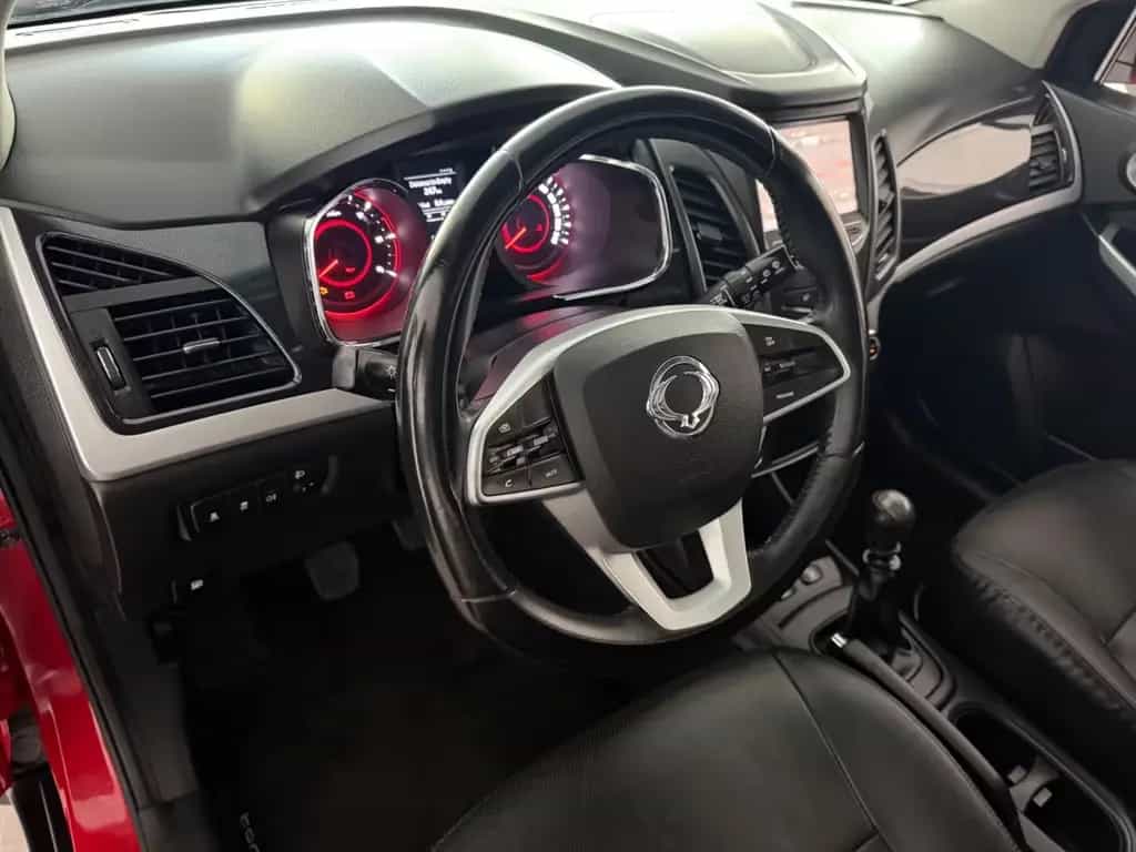Ssangyong Korando Crystal 2x2 e-XDI 4WD+SHZ+NAVI 02/2018-photo-12