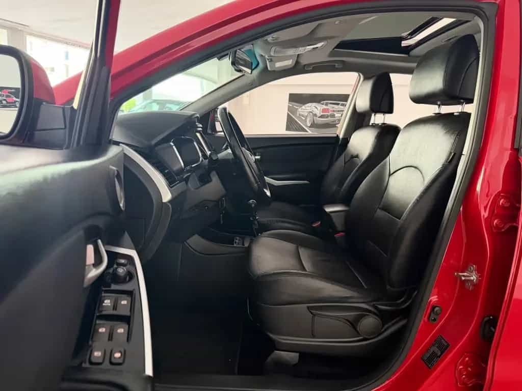 Ssangyong Korando Crystal 2x2 e-XDI 4WD+SHZ+NAVI 02/2018-photo-5