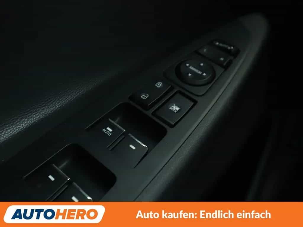 Hyundai TUCSON 1.6 TGDI Advantage 4WD*NAVI*TEMPO*CAM* 01/2017-photo-26