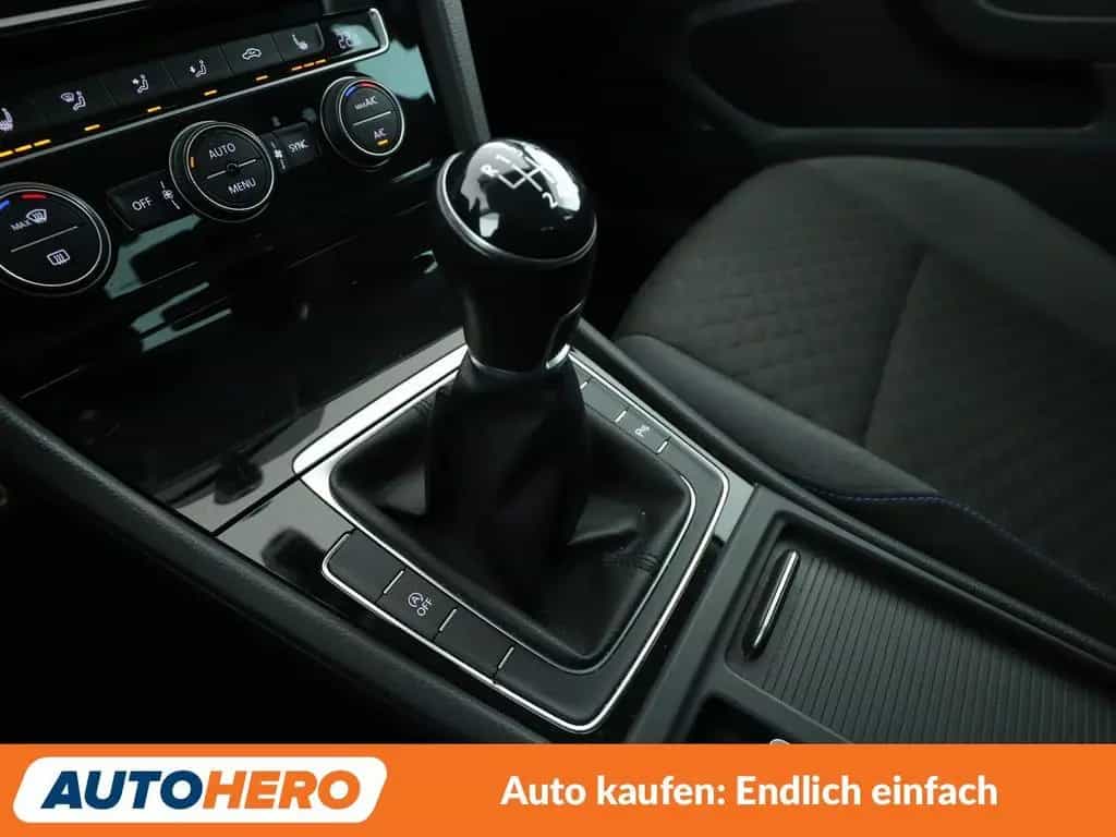Volkswagen Golf VII 1.0 TSI Join *NAVI*PDC*SHZ*WINTER-PAKET 12/2018-photo-22