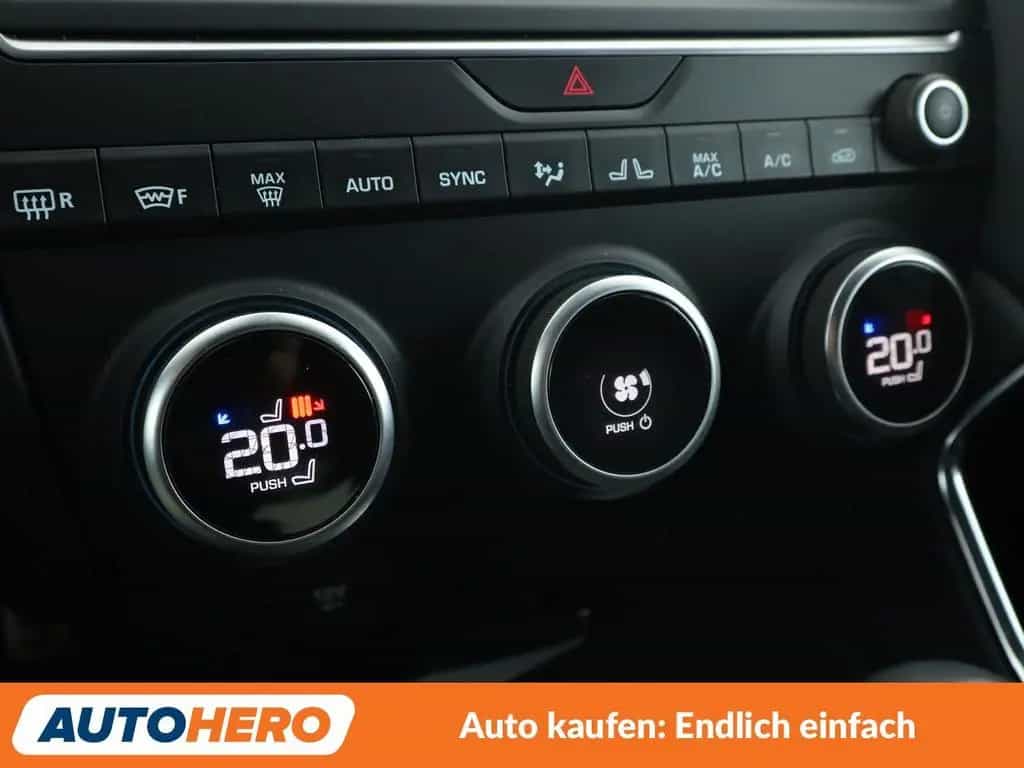 Jaguar E-Pace P250 R-Dynamic SE AWD Aut. *LED*ACC*CAM* 07/2020-photo-26