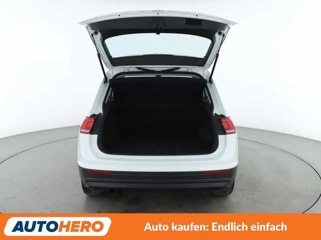 Volkswagen Tiguan 1.4 TSI Trendline BlueMotion*NAVI*PDC*SHZ 03/2018-photo-16