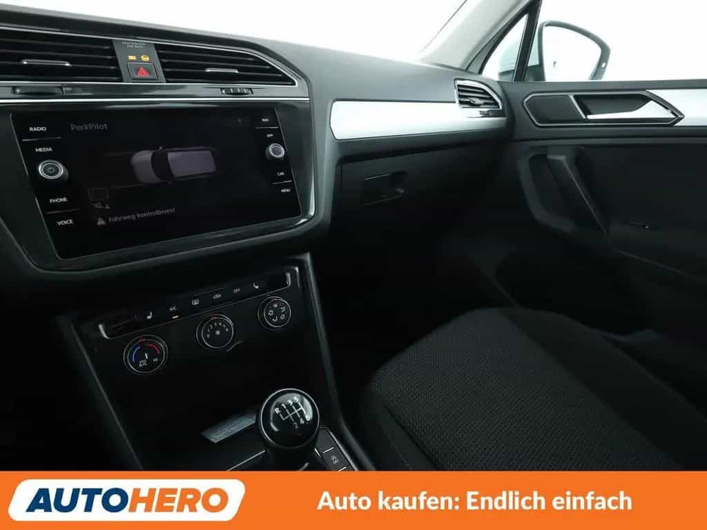Volkswagen Tiguan 1.4 TSI Trendline BlueMotion*NAVI*PDC*SHZ 03/2018-photo-24