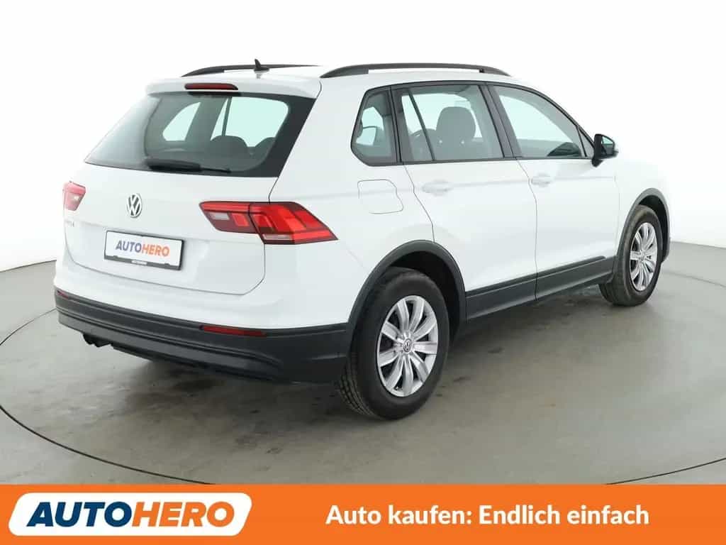 Volkswagen Tiguan 1.4 TSI Trendline BlueMotion*NAVI*PDC*SHZ 03/2018-photo-5