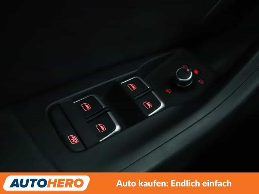 Audi Q3 2.0 TFSI quattro Sport Aut.*NAVI*TEMPO*CAM* 10/2016-photo-25