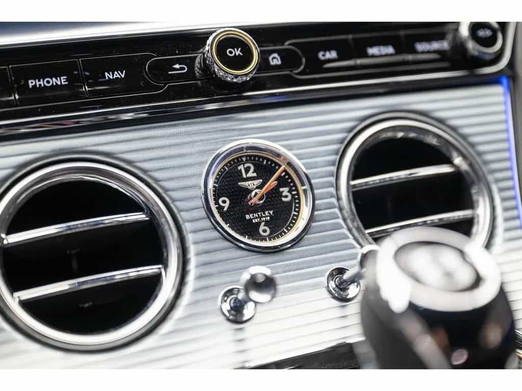 Bentley Continental gt III W12 6.0 635 CH 01/2019-photo-14