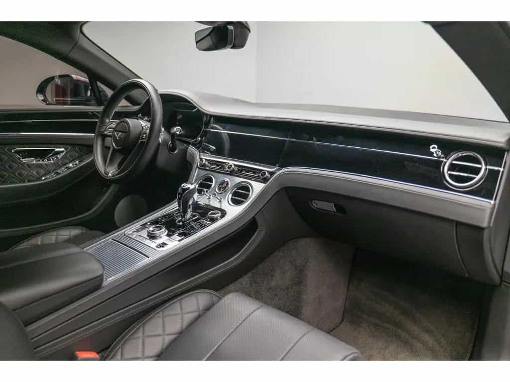 Bentley Continental gt III W12 6.0 635 CH 01/2019-photo-24