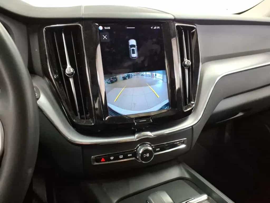 Volvo XC60 B4 D Geartronic Momentum Pro AHK 01/2022-photo-13