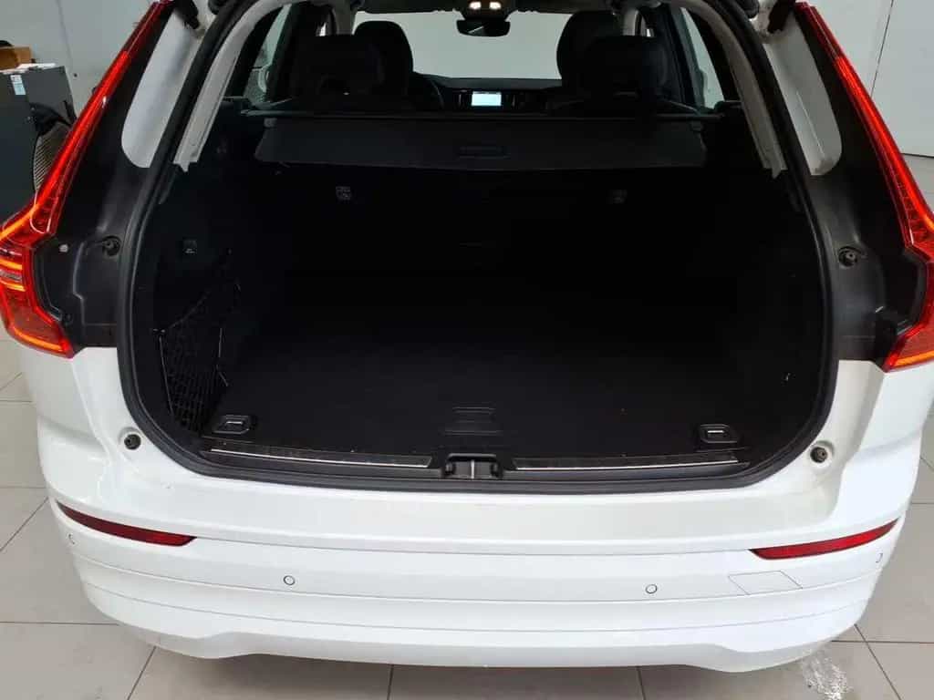 Volvo XC60 B4 D Geartronic Momentum Pro AHK 01/2022-photo-7