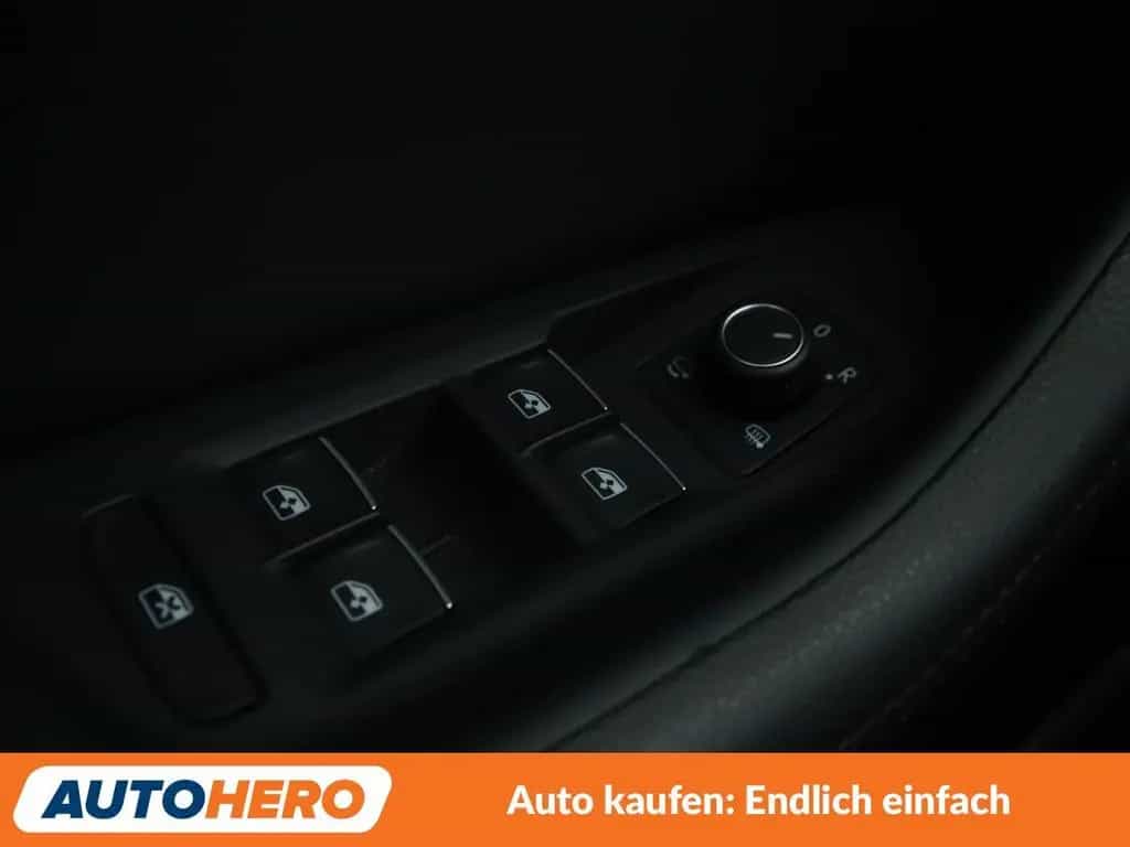 Volkswagen Passat Alltrack 2.0 TSI 4Motion BMT Aut.*NAVI* 09/2018-photo-25