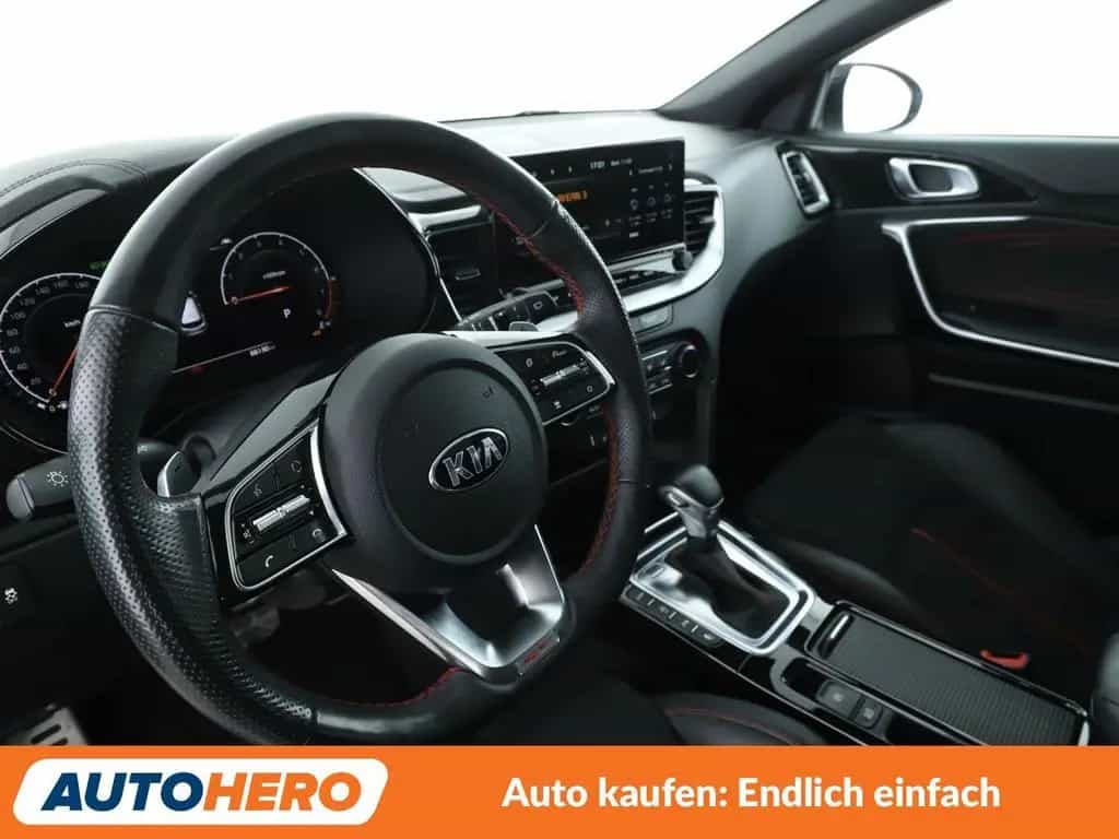 Kia Ceed cee'd 1.6 TGDI GT Aut.*NAVI*CAM*LED*PDC*SHZ*ACC* 08/2020-photo-10
