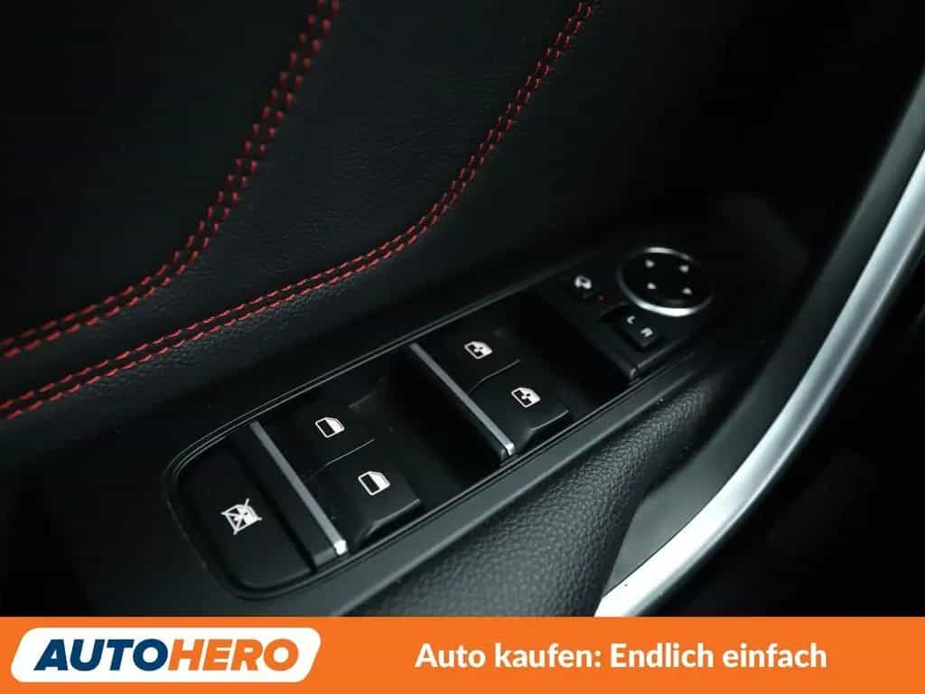 Kia Ceed cee'd 1.6 TGDI GT Aut.*NAVI*CAM*LED*PDC*SHZ*ACC* 08/2020-photo-24