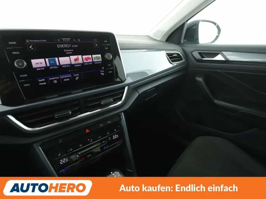 Volkswagen T-Roc 1.5 TSI ACT Style Aut.*NAVI*ACC*PLA* 10/2022-photo-25