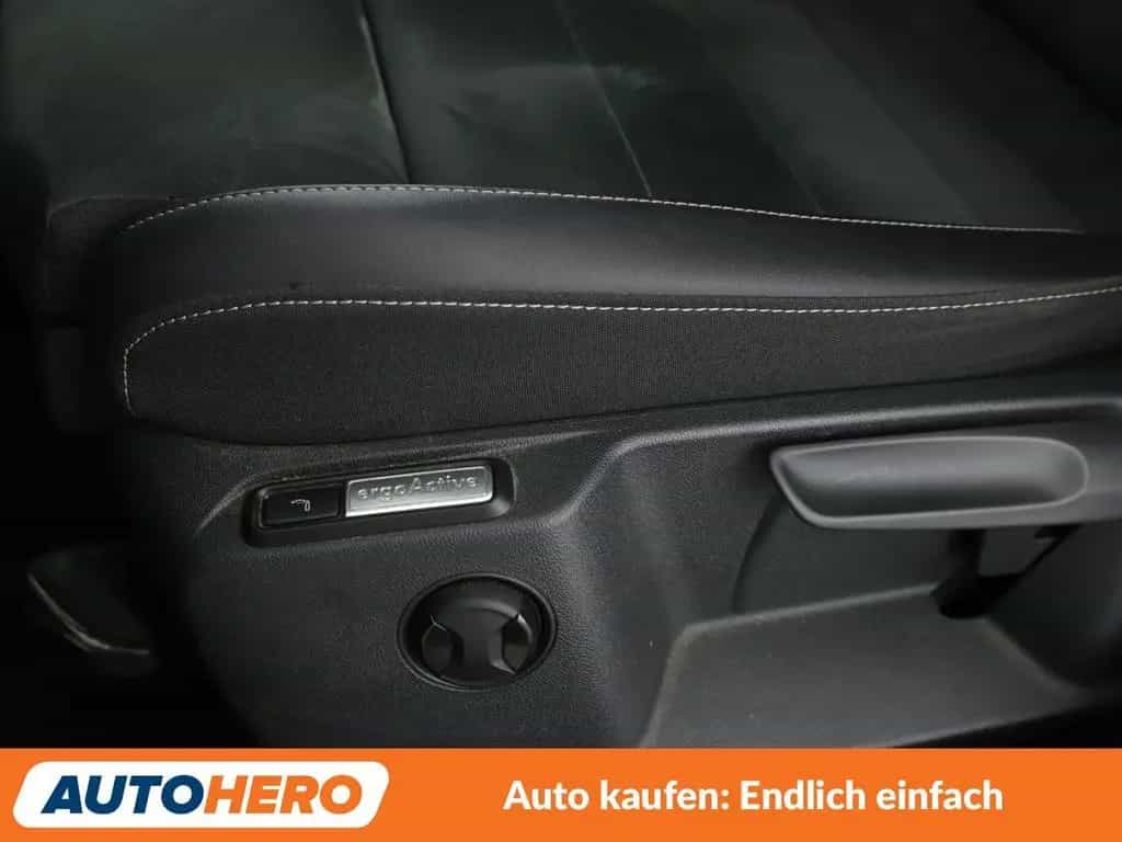 Volkswagen T-Roc 1.5 TSI ACT Style Aut.*NAVI*ACC*PLA* 10/2022-photo-26